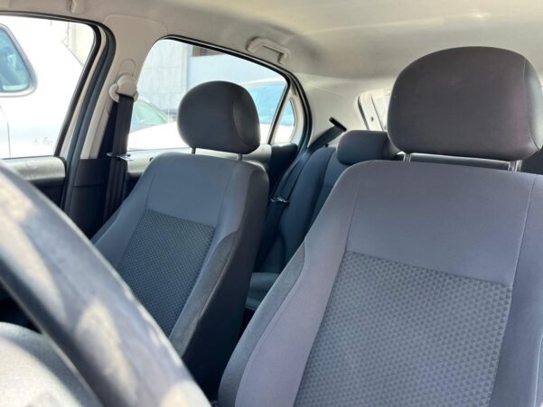 VOLKSWAGEN GOL TRENDLINE STD - Image 4