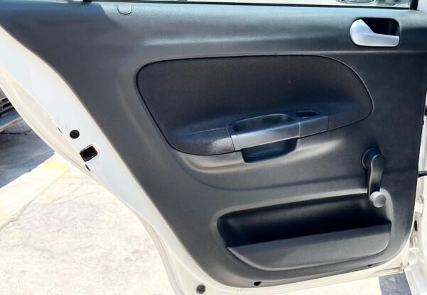 VOLKSWAGEN GOL TRENDLINE STD - Image 7
