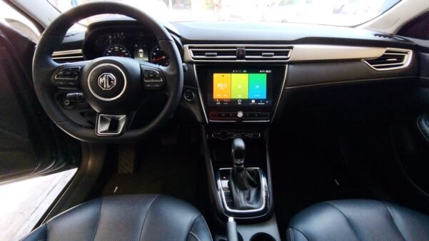 MG5 ELEGANCE AUT - Image 9