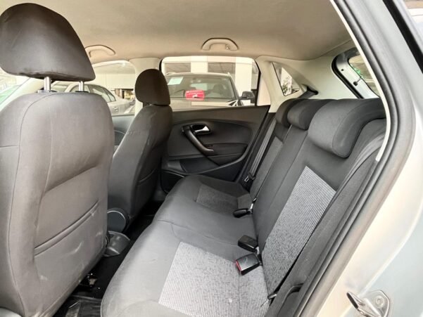 VOLKSWAGEN POLO 1.2 T DSG - Image 8