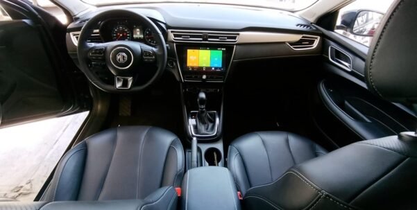 MG5 ELEGANCE AUT - Image 12