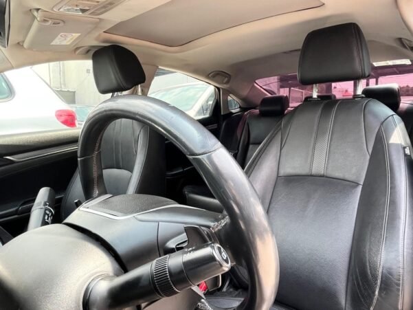 HONDA CIVIC TOURING AUT - Image 6