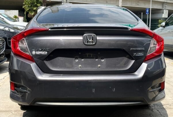 HONDA CIVIC TOURING AUT - Image 10