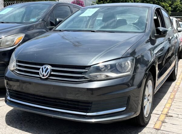VOLKSWAGEN VENTO COMFORTLINE STD - Image 3