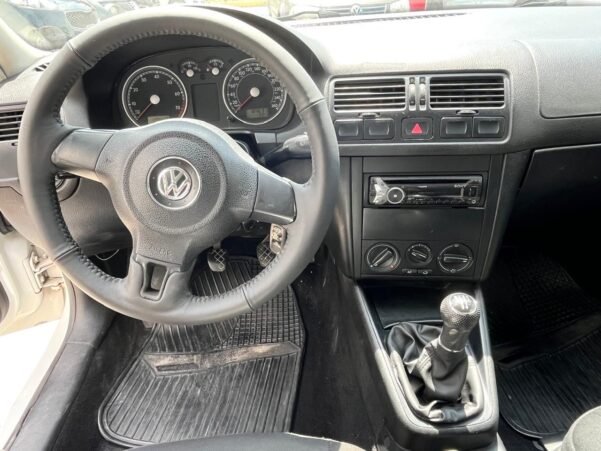 VOLKSWAGEN JETTA CLASICO CL AIRE STD - Image 9