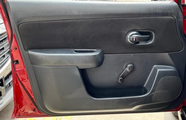 NISSAN TIIDA SEDAN COMFORT - Image 4
