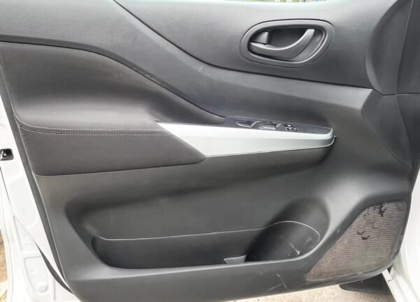 NISSAN NP300 FRONTIER SE STD - Image 4