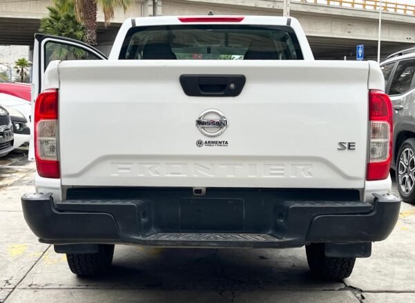 NISSAN NP300 FRONTIER SE STD - Image 11