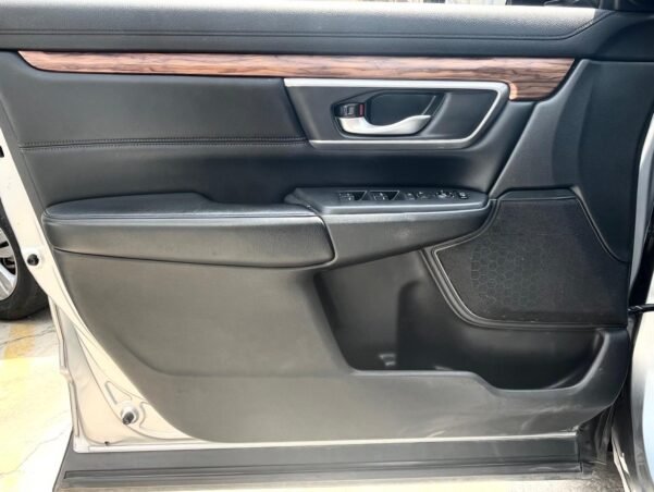 HONDA CRV TOURING AUT - Image 4