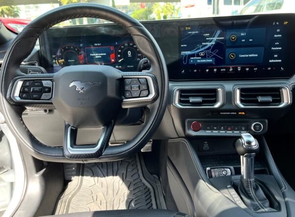 FORD MUSTANG GT 5.0 - Image 10