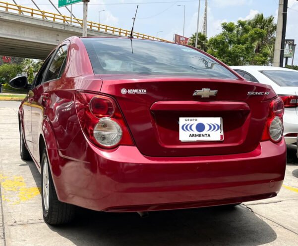 CHEVROLET SONIC LT AUT - Image 14