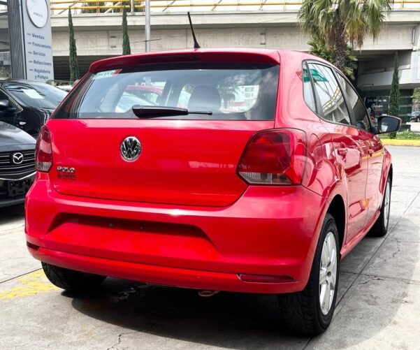 VOLKSWAGEN POLO COMFORTLINE STD - Image 13