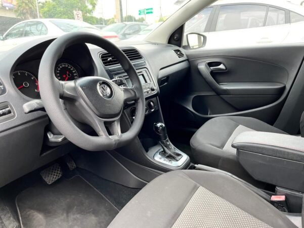 VOLKSWAGEN VENTO COMFORTLINE TIP - Image 8