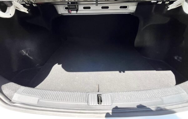 MG MG5 ELEGANCE AUT - Image 17