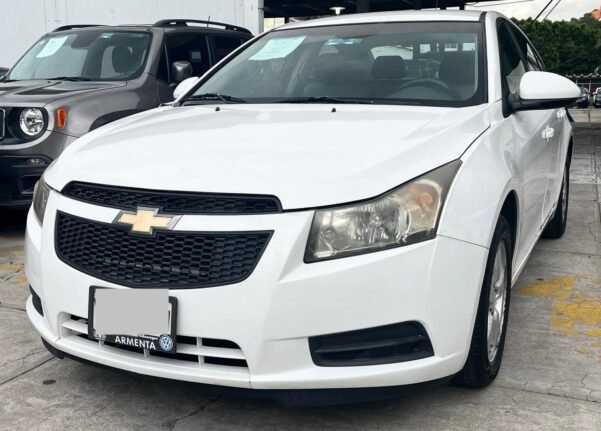 CHEVROLET CRUZE AUT - Image 2