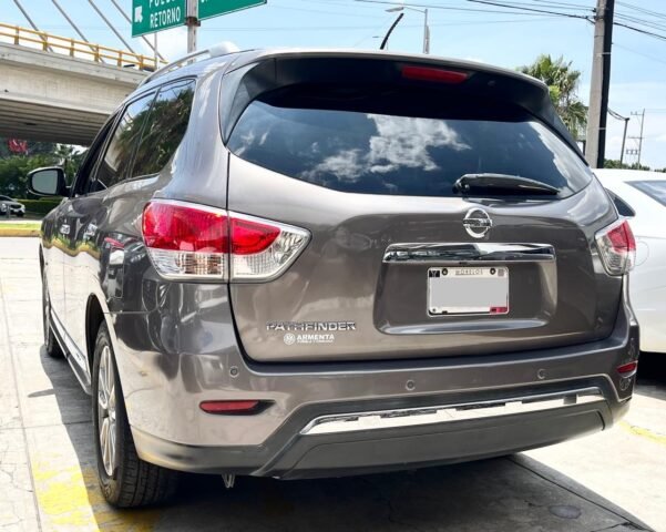NISSAN PATHFINDER EXCLUSIVE AUT - Image 10