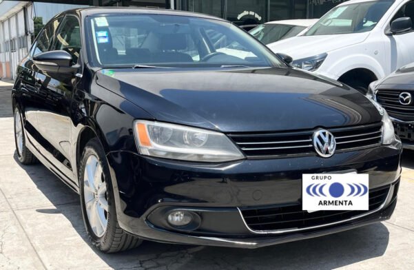 VOLKSWAGEN JETTA MK 2.0 TDI DSG - Image 2