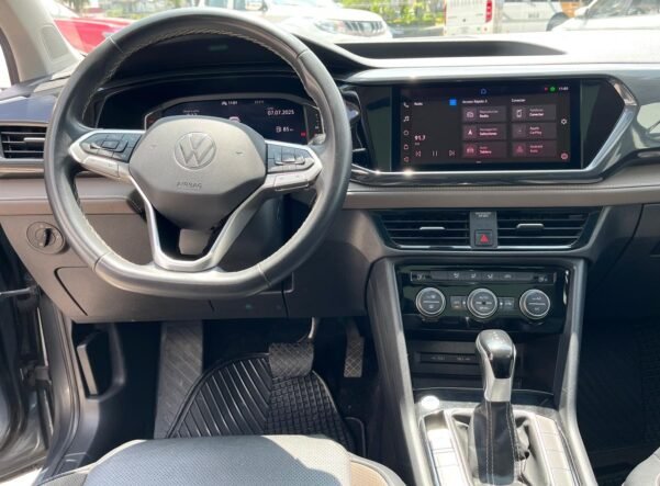 VOLKSWAGEN TAOS HIGHLINE AUT - Image 9