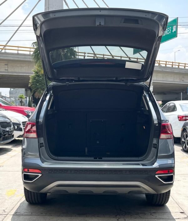 VOLKSWAGEN TAOS HIGHLINE AUT - Image 16