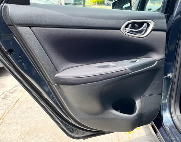 NISSAN SENTRA SENSE AU - Image 8