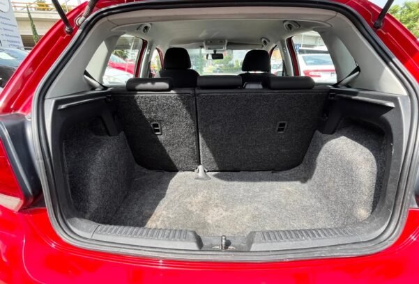 VOLKSWAGEN POLO COMFORTLINE STD - Image 14