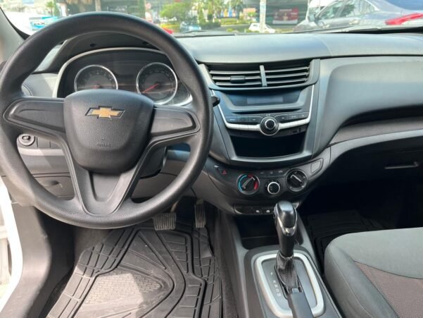GM CHEVROLET AVEO LS AUT - Image 10