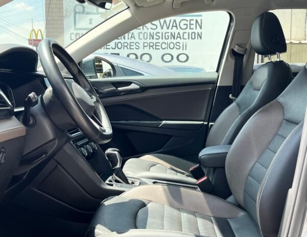 VOLKSWAGEN TAOS HIGHLINE AUT - Image 5