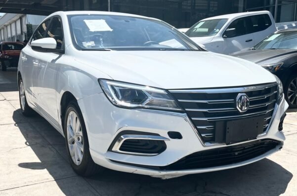 MG MG5 ELEGANCE AUT - Image 2