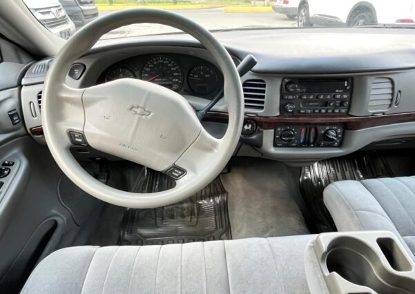 GM IMPALA LS AUT - Image 7