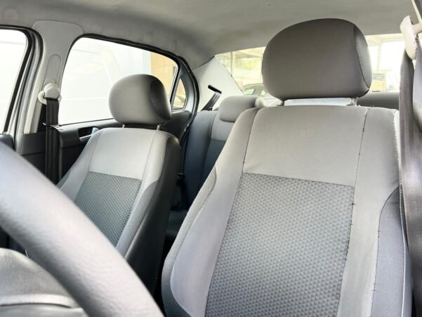 VOLKSWAGEN GOL COMFORTLINE STD - Image 6