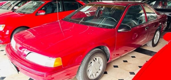 FORD THUNDERBIRD AUT - Image 3