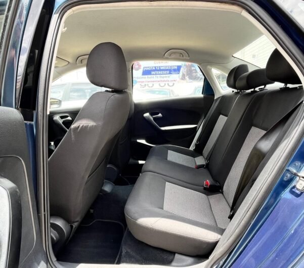 VOLKSWAGEN VENTO STARTLINE STD C/RINES - Image 8