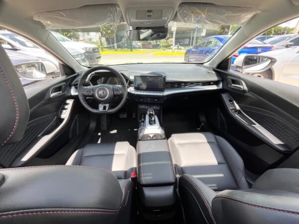 MG MG5 GT ALPHA - Image 20