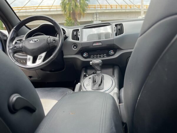 KIA SPORTAGE EX AUT - Image 10