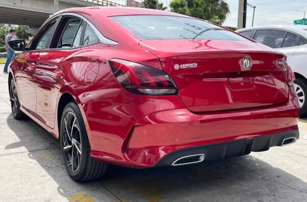 MG MG5 GT ALPHA - Image 6