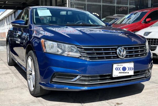 VOLKSWAGEN PASSAT COMFORTLINE AUT - Image 2