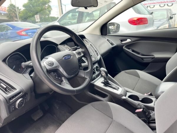 FORD FOCUS SE PLUS AUT - Image 7