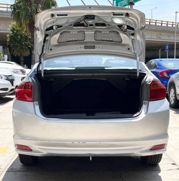 HONDA CITY LX STD - Image 17