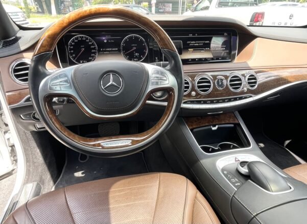 MERCEDES BENZ S-CLASS 500 4MATIC V8 - Image 14