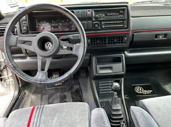 VOLKSWAGEN GOLF GTI STD 2PTAS - Image 9