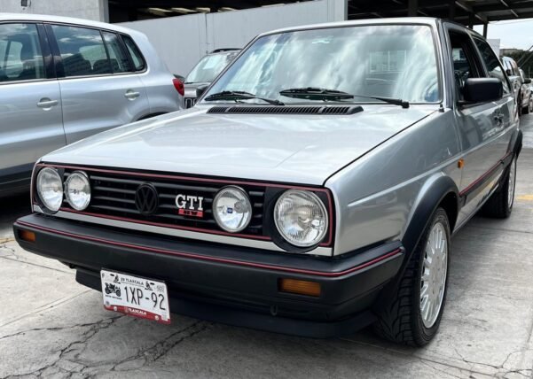 VOLKSWAGEN GOLF GTI STD 2PTAS - Image 2