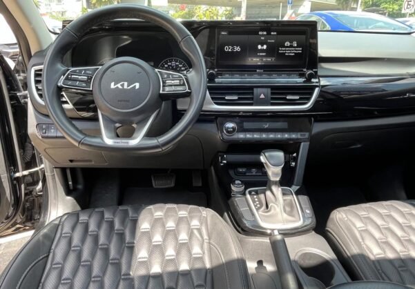 KIA SELTOS SX AUT - Image 12