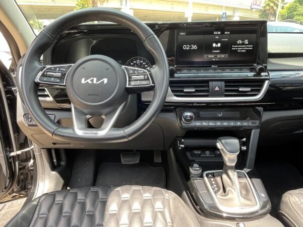 KIA SELTOS SX AUT - Image 13