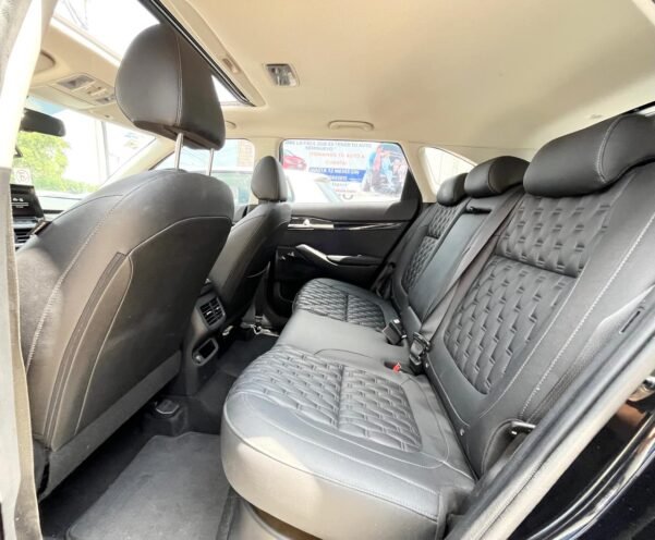 KIA SELTOS SX AUT - Image 9