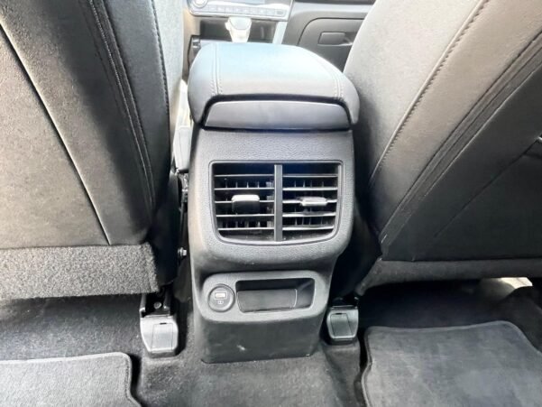 KIA SELTOS SX AUT - Image 11