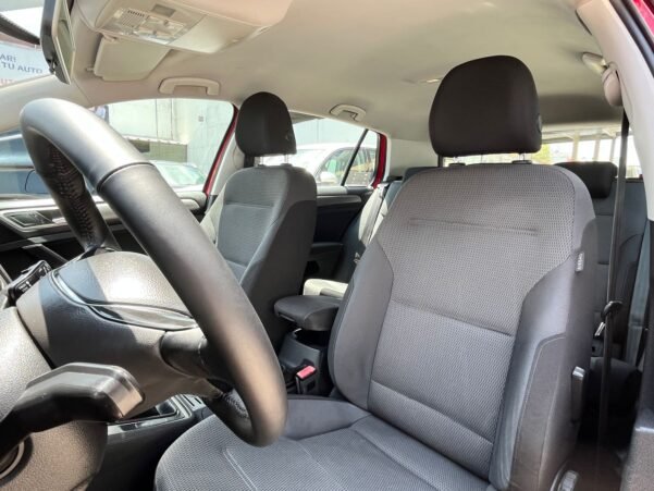 VOLKSWAGEN GOLF 1.4 TSI TRENDLINE STD - Image 4