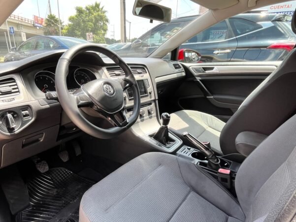 VOLKSWAGEN GOLF 1.4 TSI TRENDLINE STD - Image 7
